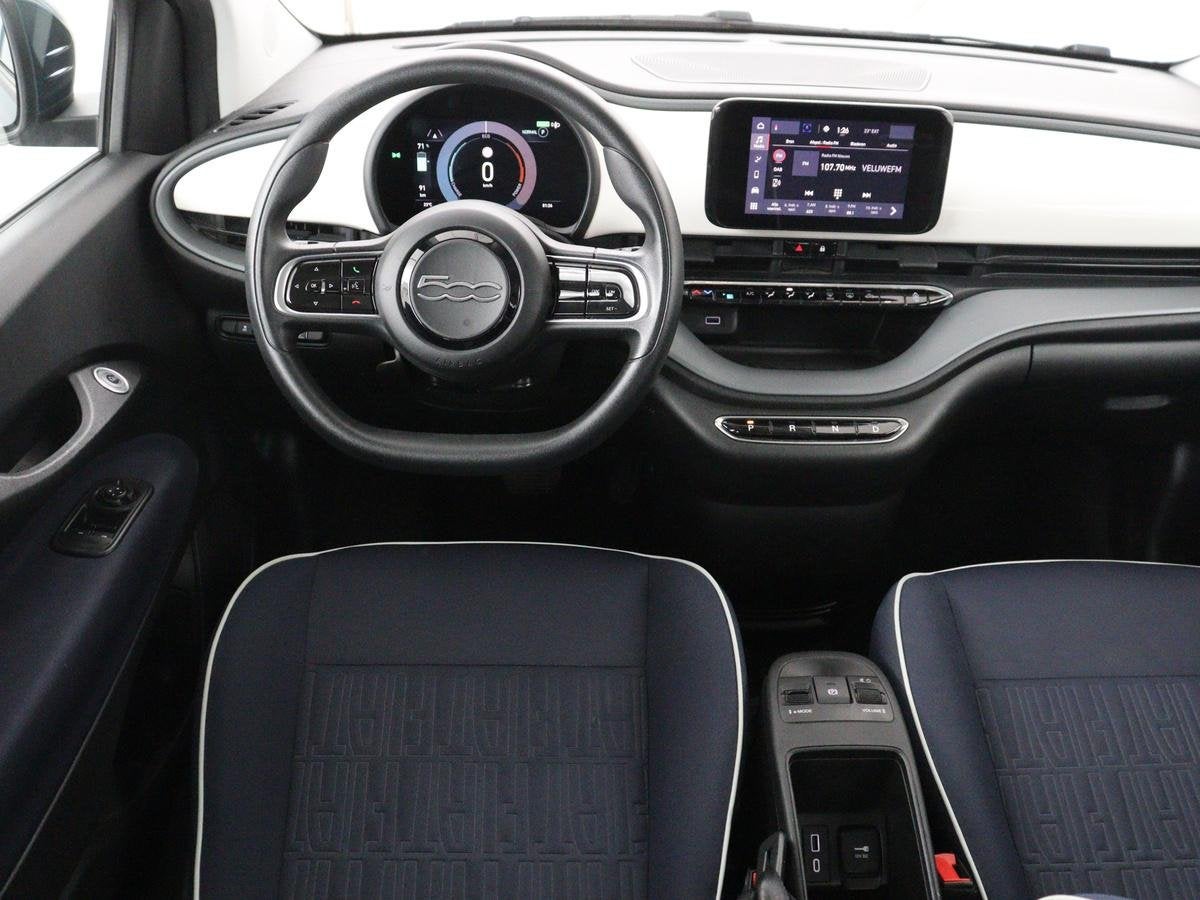 Fiat 500e Action 24 kWh | SOH 91,8% | 3 Fase | Carplay | Blu, Auto's, Stof, Gebruikt, 95 pk, 190 km