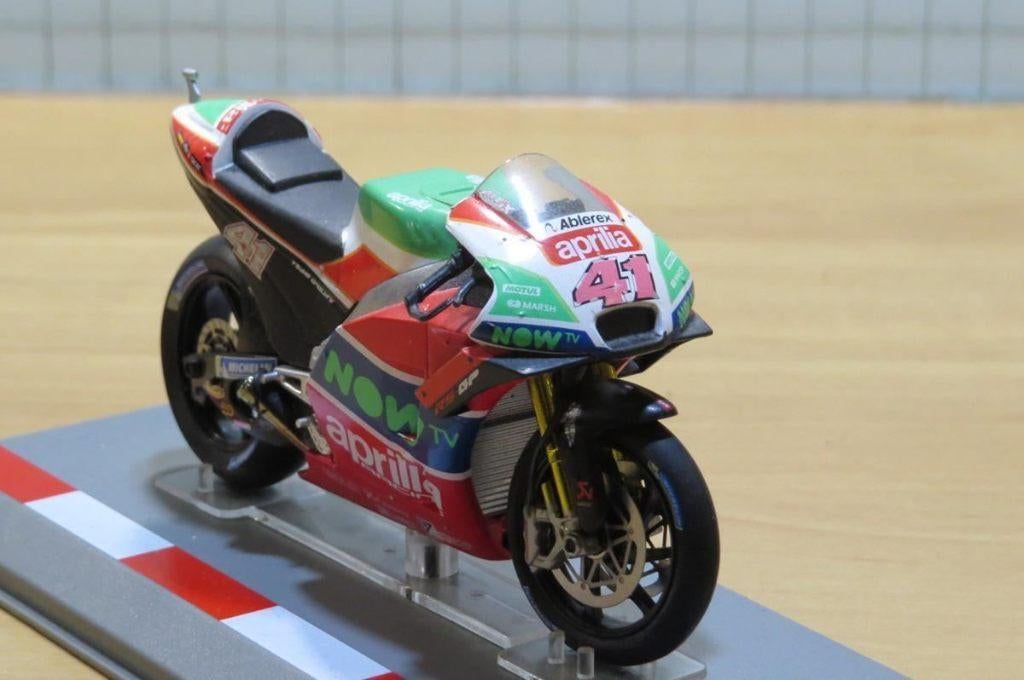 Aleix Espargaro Aprilia RS-GP 2018 1:18, Overige merken, Serviceclientele@altaya.be, Nieuw, Ophalen of Verzenden