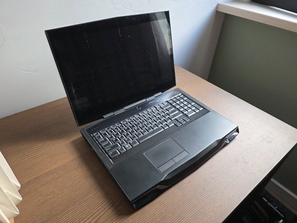 Alienware M17x R3 gaming laptop i7, 250GB SSD + 750GB HDD, Computers en Software, HDD, 2 tot 3 Ghz, Ophalen of Verzenden, Zo goed als nieuw