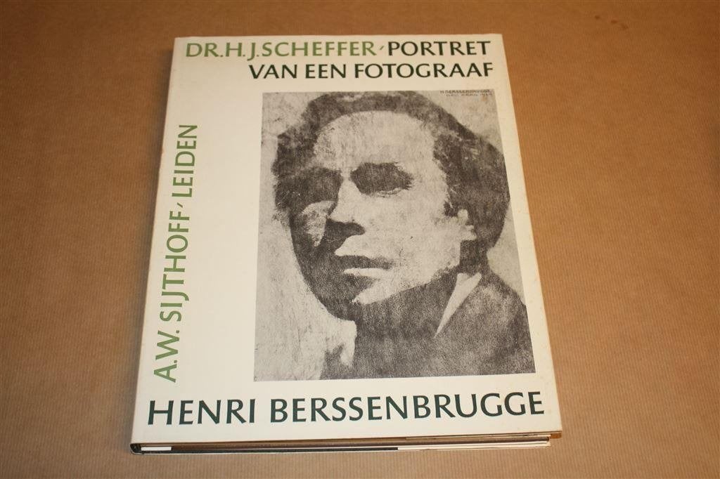 Henri Berssenbrugge. Portret van een fotograaf., Ophalen of Verzenden, Gelezen, Fotografen