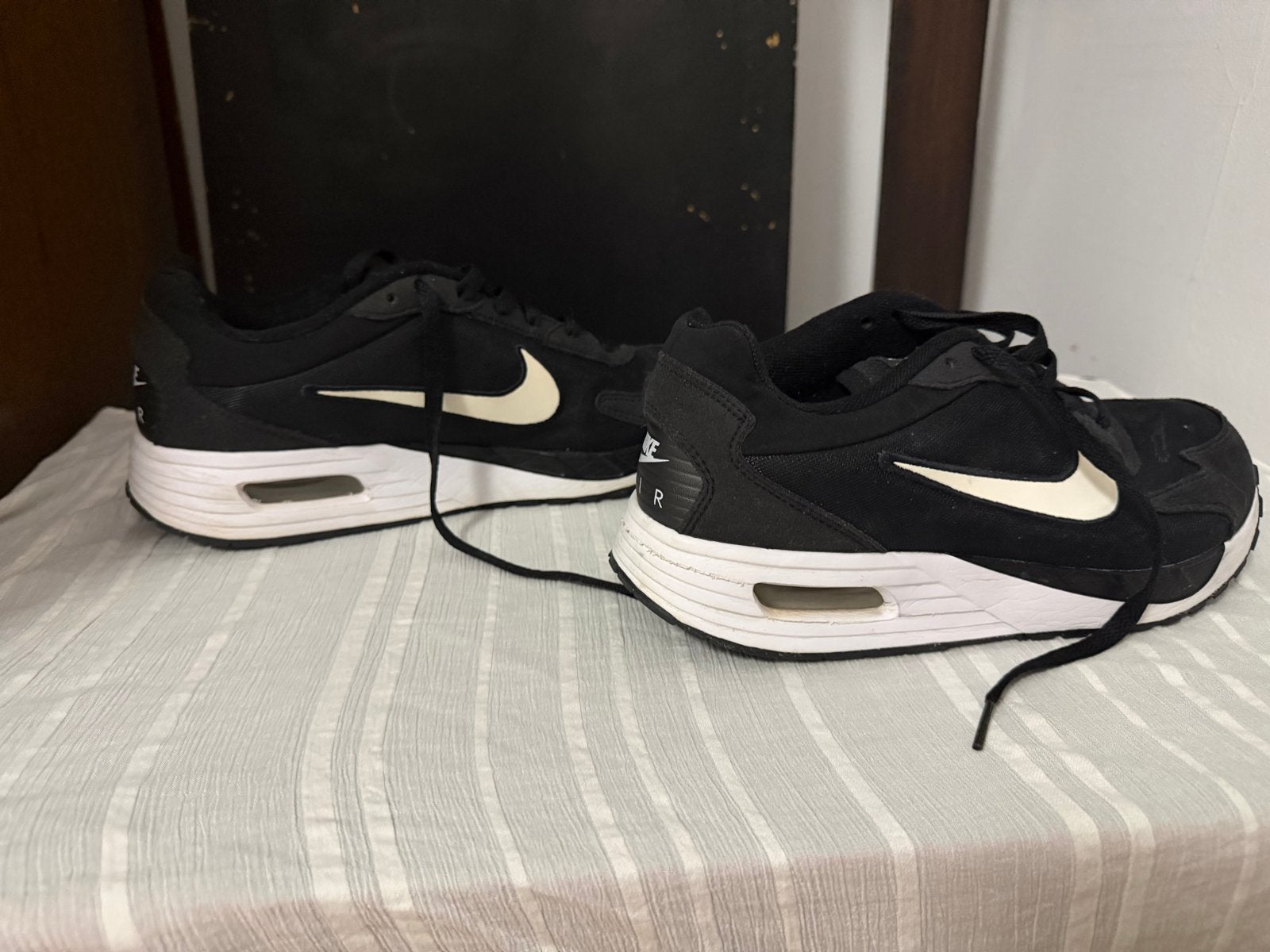 Nike Air Max Sneakers Zwart - Maat 41, Ophalen of Verzenden, Gedragen, Zwart