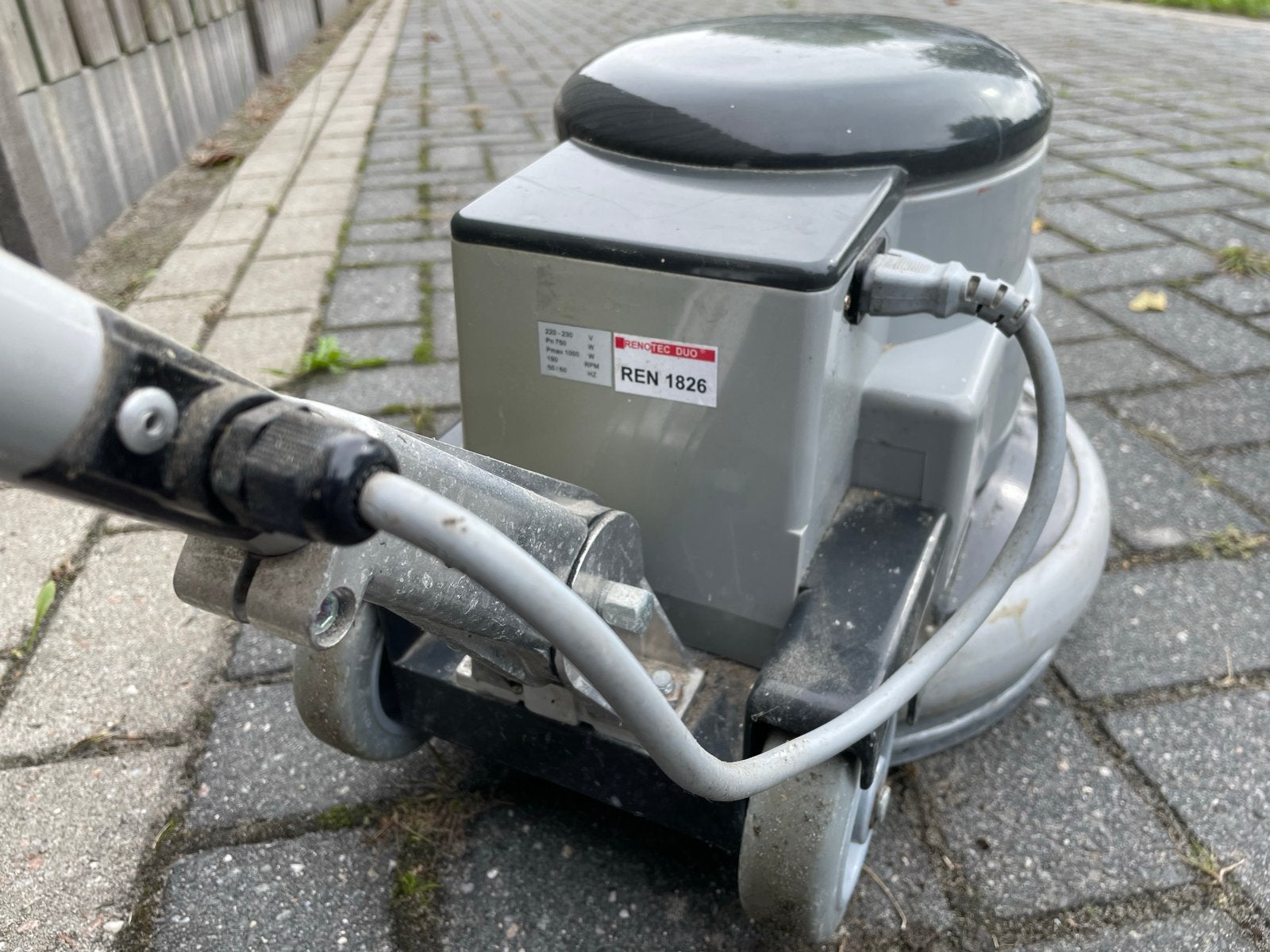 Professionele Schrobmachine - Perfect voor grondige reinigin, Ophalen, Gebruikt, Schrobmachine