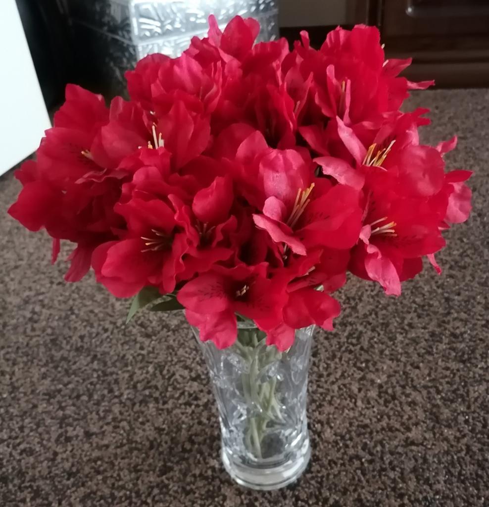 WERKELIJK SCHITTEREND MOOIE ECHT ZIJDEN KUNSTBLOEMEN (NIEUW., Kunstbloem, Ophalen of Verzenden, Onderhoudsvrij, Rood
