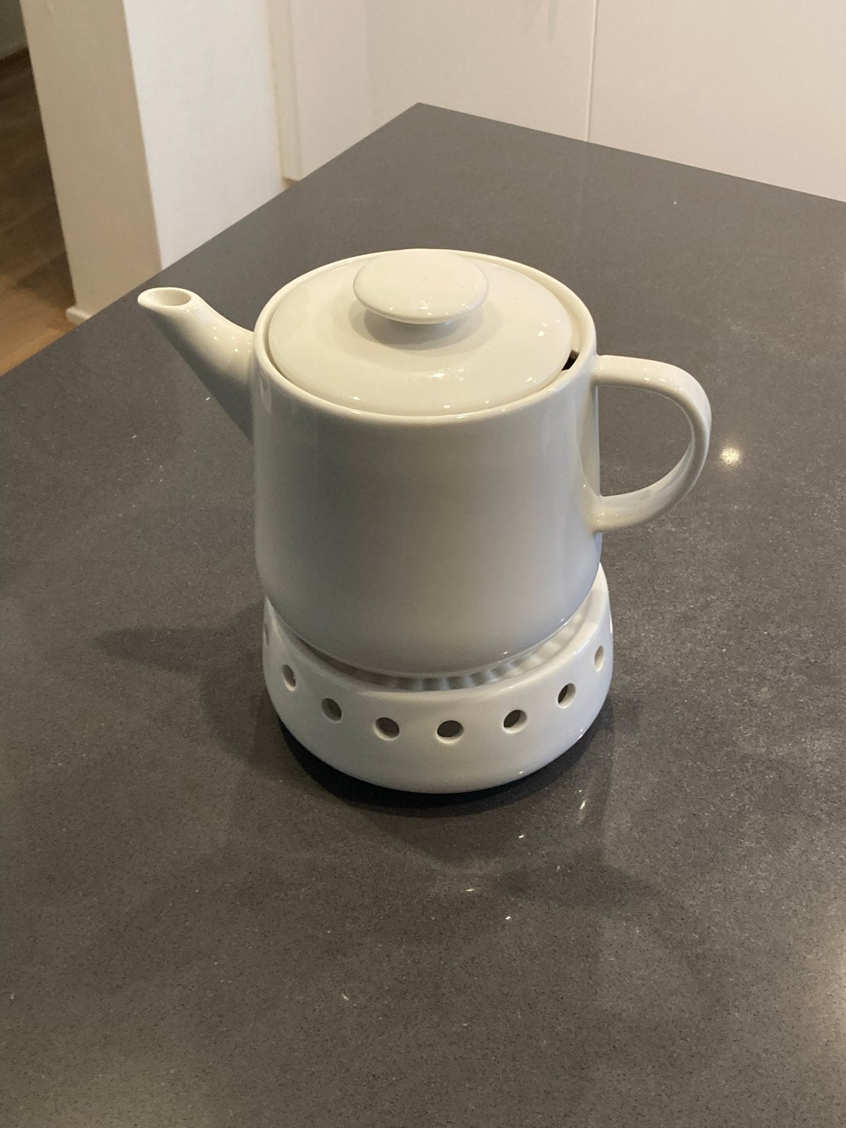 Hema Theepot met theelichtje - Wit keramiek, Huis en Inrichting, Zo goed als nieuw, Steen/keramiek, Wit, Ophalen