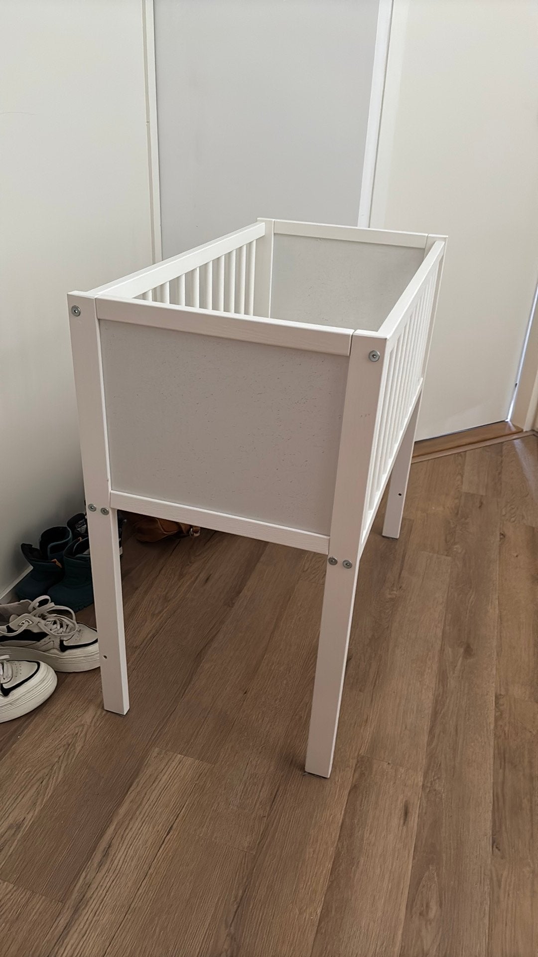 Baby wiegje wit gratis, Kinderen en Baby's, Babywiegjes en Ledikanten, Ophalen, Zo goed als nieuw, Wieg