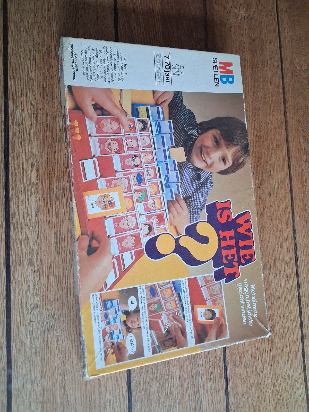 Wie is het? - Klassiek spel van MB Spellen, Hobby en Vrije tijd, Een of twee spelers, Ophalen of Verzenden, Gebruikt, MB Spellen
