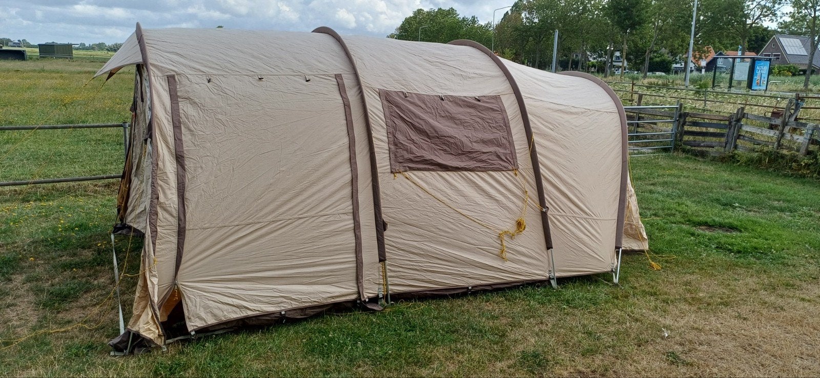 Active Leisure Brixen 4 - 4-Persoons Katoenen Tunnelten, Caravans en Kamperen, Tenten, Ophalen, Gebruikt