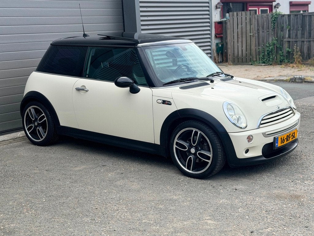 Mini 1.6 Cooper S|PANO|NAP, Auto's, Mini, Gebruikt, Traction-control, 4 cilinders, 4 stoelen