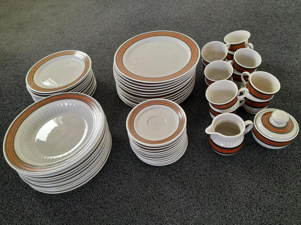 12 delig servies uit 1978, Antiek en Kunst, Antiek | Servies compleet, Ophalen
