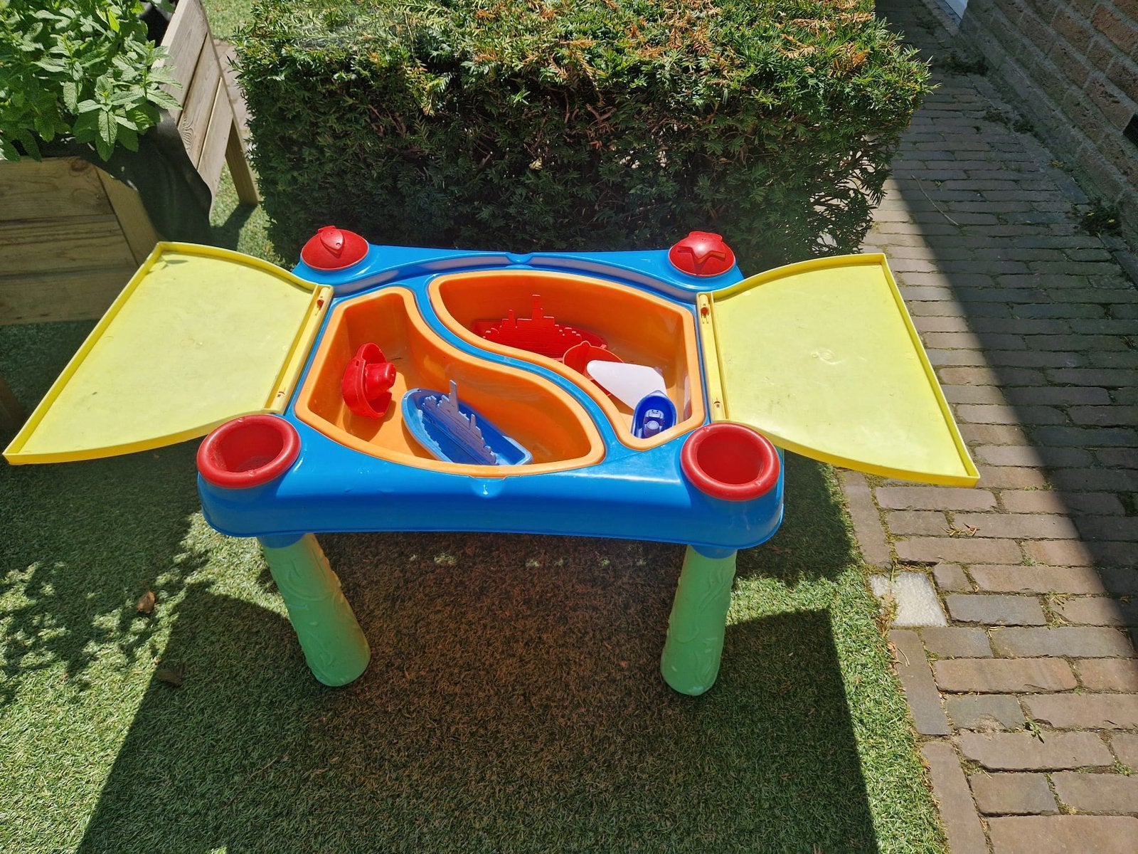 Watertafel - speeltafel, Ophalen, Zo goed als nieuw