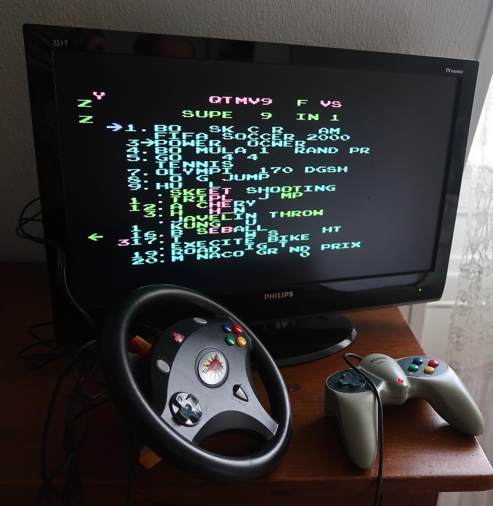 TV computer game 2000 vintage retro old school werkt, Spelcomputers en Games, Spelcomputers | Overige, Zo goed als nieuw, Overige merken