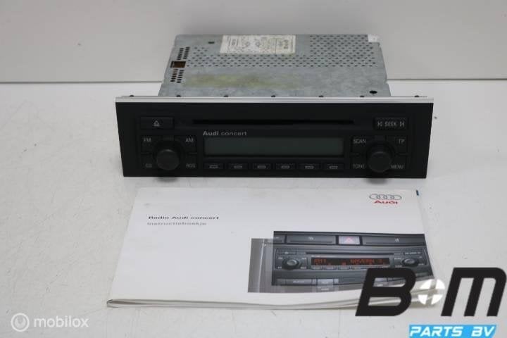 Audi Concert radio / CD Audi A4 B7 Limo 8E0035186D, Gebruikt