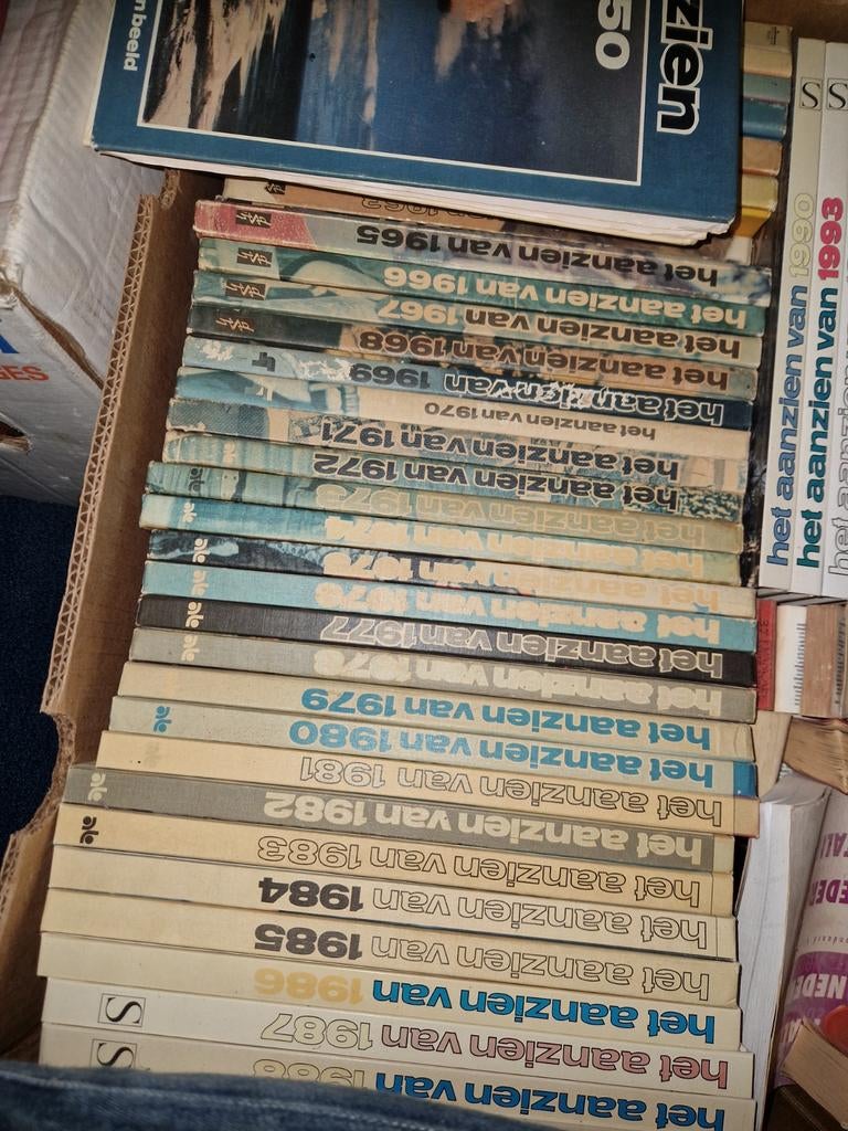 Boek aanzien van 1967tm 92, Boeken, Ophalen of Verzenden, Zo goed als nieuw, Overige gebieden