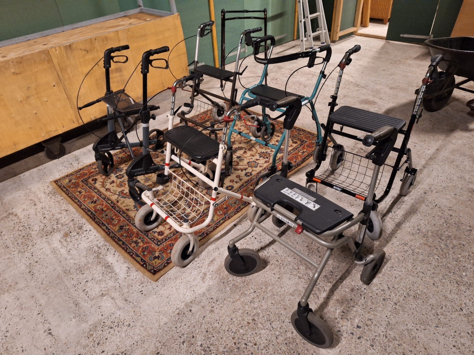 Diverse rollators vanaf € 10, -., Diversen, Rollators, Ophalen, Opvouwbaar, Gebruikt