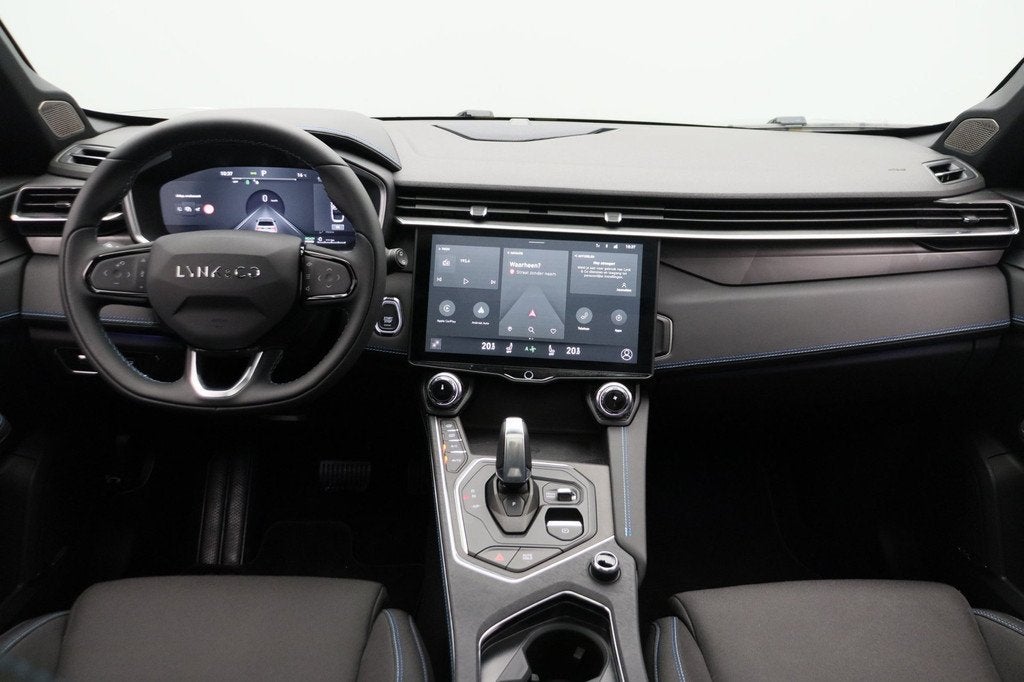 Lynk & Co 01 1.5 261PK Plug-in Hybrid *Zwarte Hemel* 360° C, Auto's, Lynk & Co, Stof, Zwart, Plug-in hybride, Bedrijf