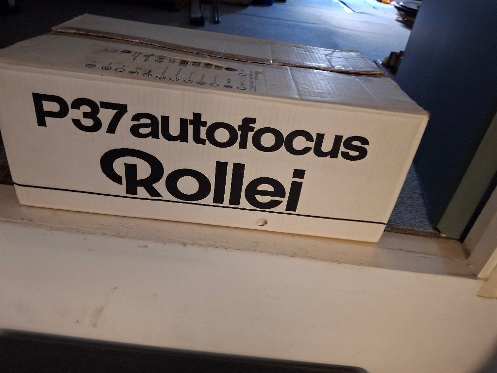 Rollei P37 autofocus diaprojector met afstandsbediening, Ophalen of Verzenden, Gebruikt