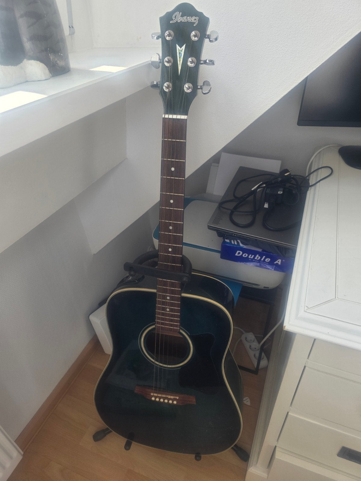 Ibanez V100 DEMS Western gitaar met element, Ophalen of Verzenden, Gebruikt, Western- of Steelstringgitaar, Met (piezo-)element