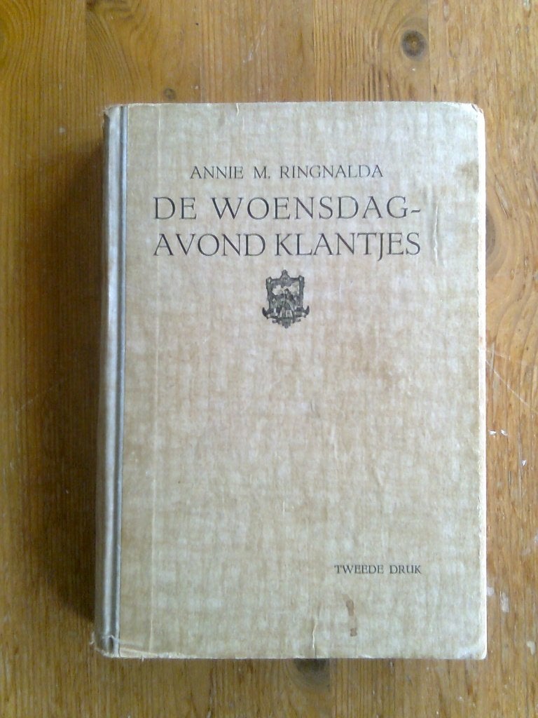 De Woensdagavondklantjes/Poste Restante, Annie Ringnalda, Ophalen of Verzenden, Gelezen
