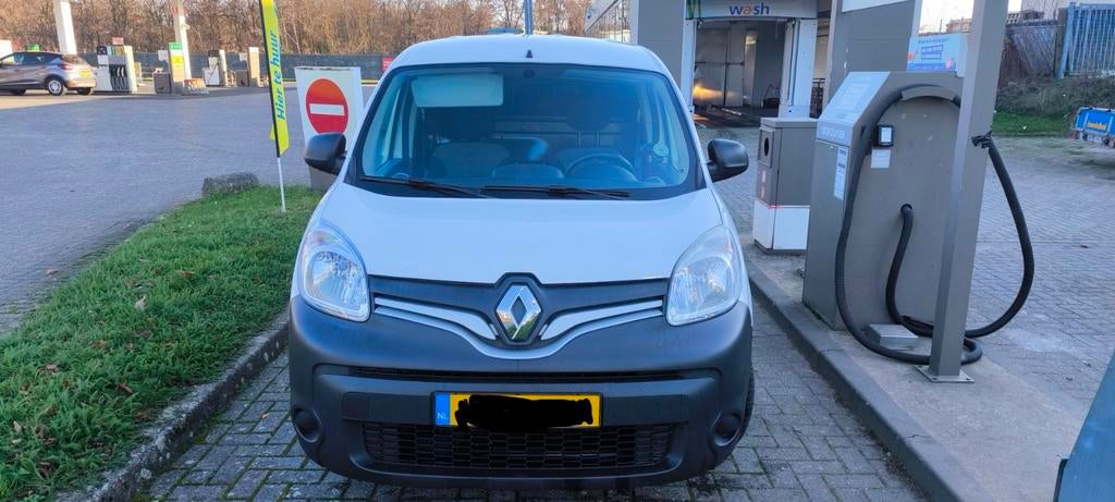 Leasecontract overname – Renault Kangoo, 21 km/l, Achterwielaandrijving, Zwart, 4 cilinders