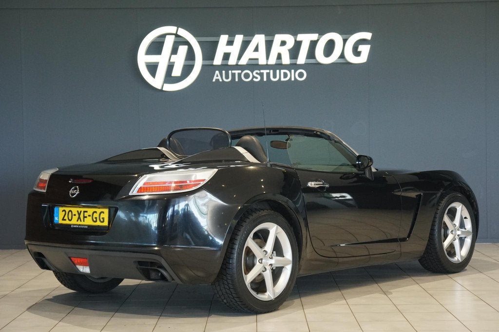 Opel GT 2.0 Turbo ECOTEC 264PK + LEDER / ORIG. NEDERLANDS, 1998 cc, Achterwielaandrijving, Gebruikt, 264 pk