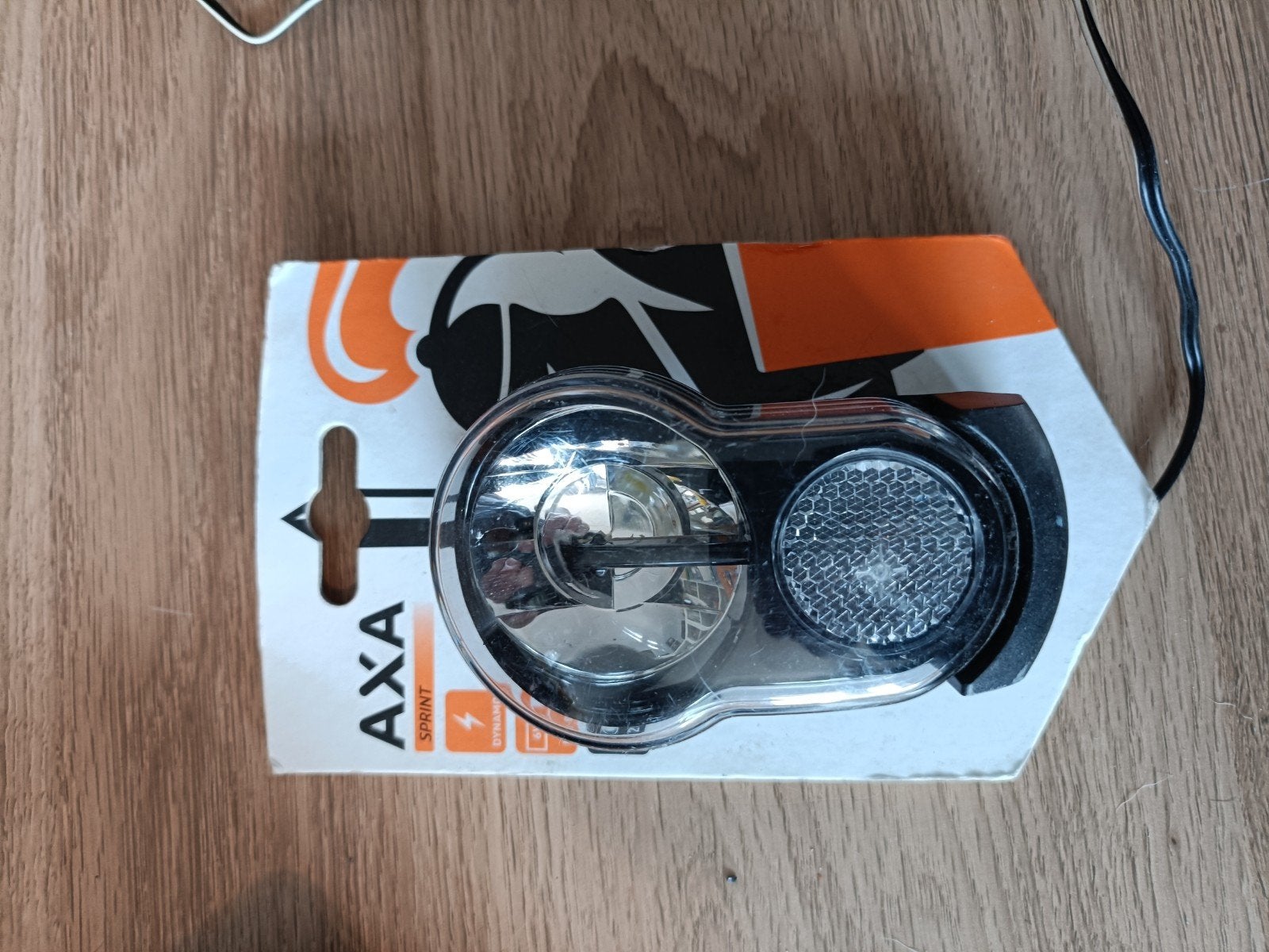 AXA Sprint Fietsvoorlicht - Nieuw in verpakking, Verzenden, Nieuw, Dynamo, Voorlicht
