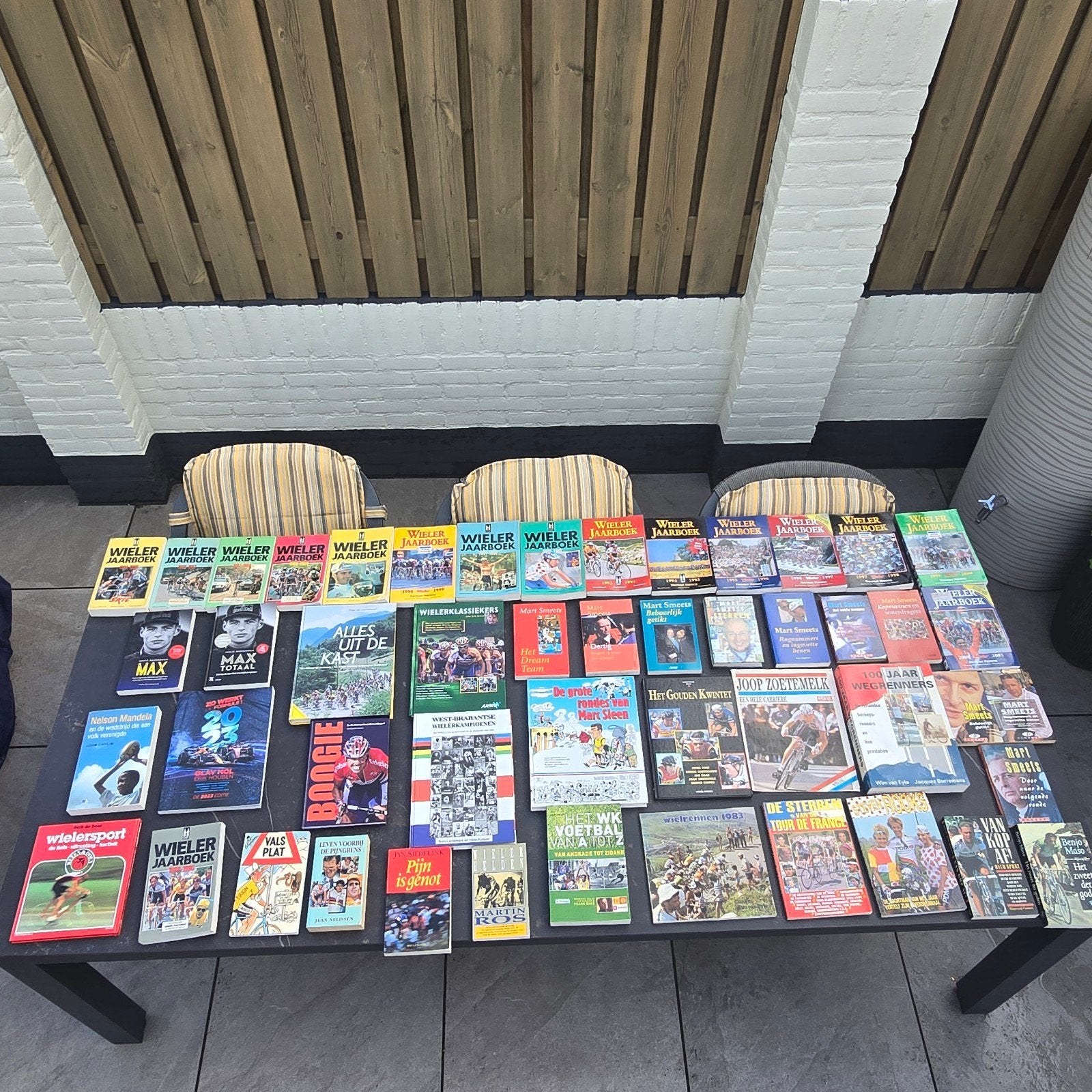 Grote collectie wielerboeken en jaarboeken, Boeken, Ophalen, Gelezen, Mart Smeets, Lopen en Fietsen