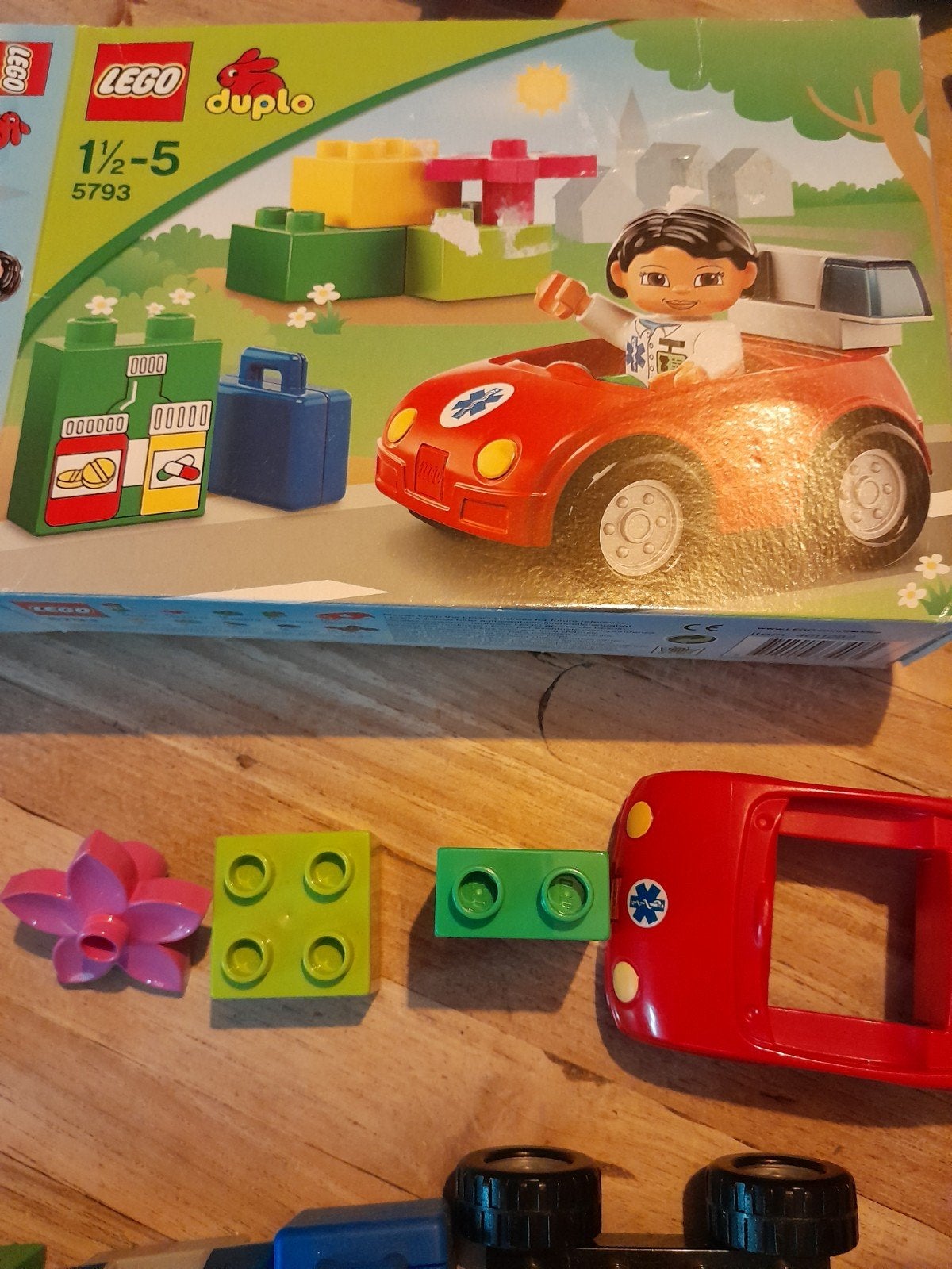 duplo doktersauto, Kinderen en Baby's, Speelgoed | Duplo en Lego, Ophalen of Verzenden, Zo goed als nieuw, Duplo