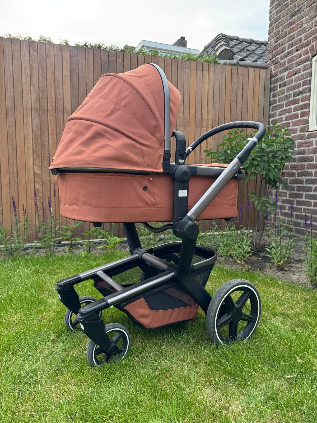 Joolz Day+ (2023) Canyon Terracotta complete set, Zo goed als nieuw, Combiwagen, Met reiswieg, Ophalen