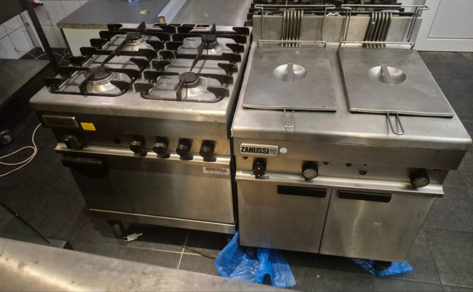 Zanussi Gasfornuis, Friteuse Horeca apparatuur, Zakelijke goederen, Ophalen, Fornuis, Frituur en Grillen