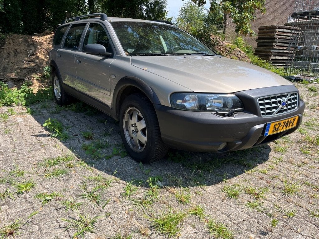 Volvo XC70 2003, Auto's, Volvo, Automaat, 1800 kg, Bruin, XC70