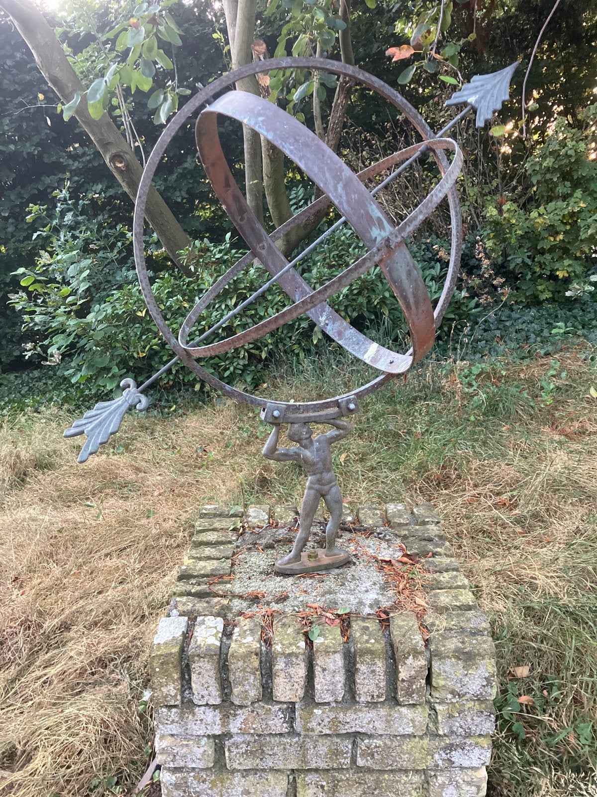 Antieke Zonnewijzer met Atlas Beeld - Tuindecoratie, Ophalen, Gebruikt
