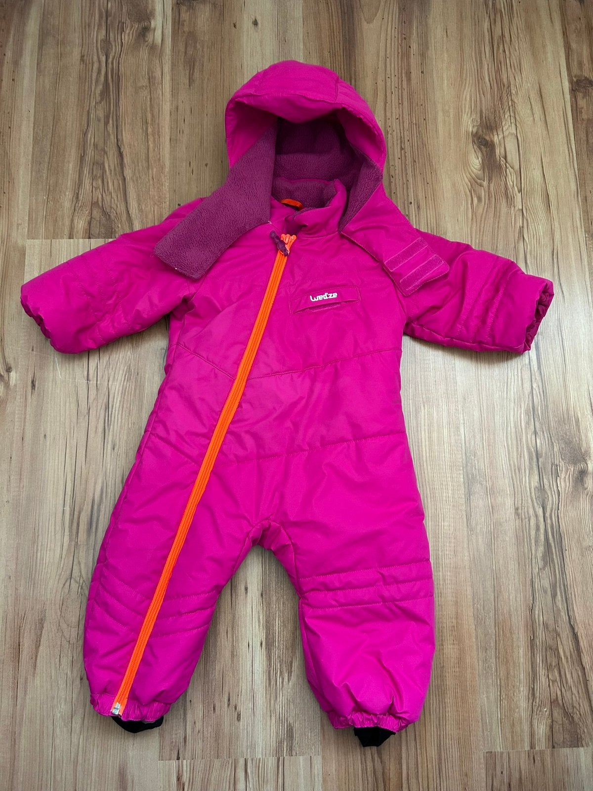 Skipak Wed’ze, maat 71-77 cm, Ophalen, Zo goed als nieuw, Meisje, Pakje