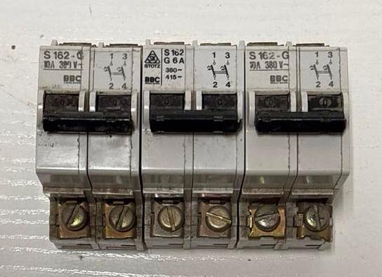 3 stuks BBC S162-G Stotz Zekeringautomaat 10A 6A 380V, Ophalen of Verzenden, Zo goed als nieuw