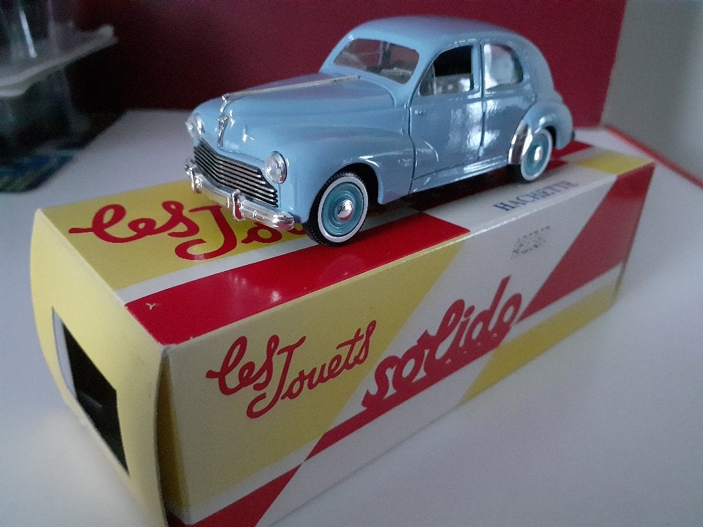 Peugeot 203    1/43     Solido  Reedition  lichtblauw, Ophalen of Verzenden, Nieuw, Auto, Solido