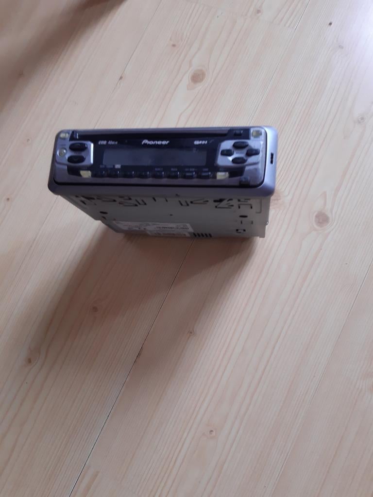 Auto radio/cd speler, Cd's en Dvd's, Cassettebandjes, Ophalen, Zo goed als nieuw, Overige genres, 1 bandje