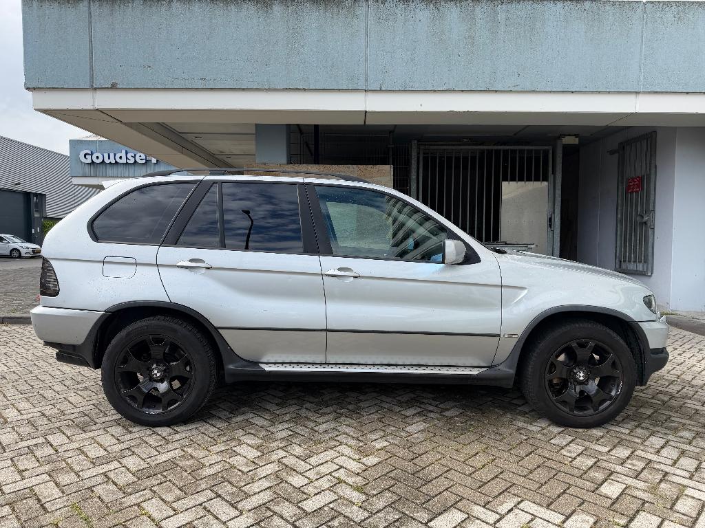 BMW X5 3.0 I AUT 2002 Grijs, Auto's, BMW, Bedrijf, X5, Benzine, G, SUV of Terreinwagen, Automaat, Origineel Nederlands, Zilver of Grijs