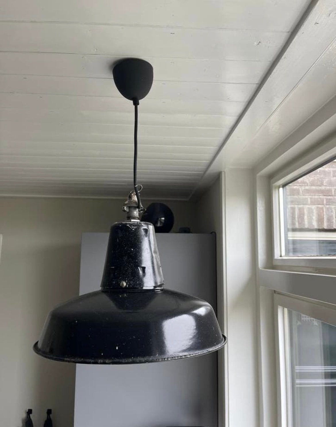 Zwarte vintage brocante emaille hanglamp, Ophalen of Verzenden, Gebruikt