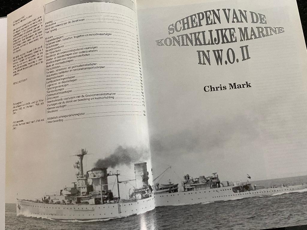 Schepen Koninklijke Marine Wo II, Ophalen of Verzenden, Marine, Nederland, Boek of Tijdschrift