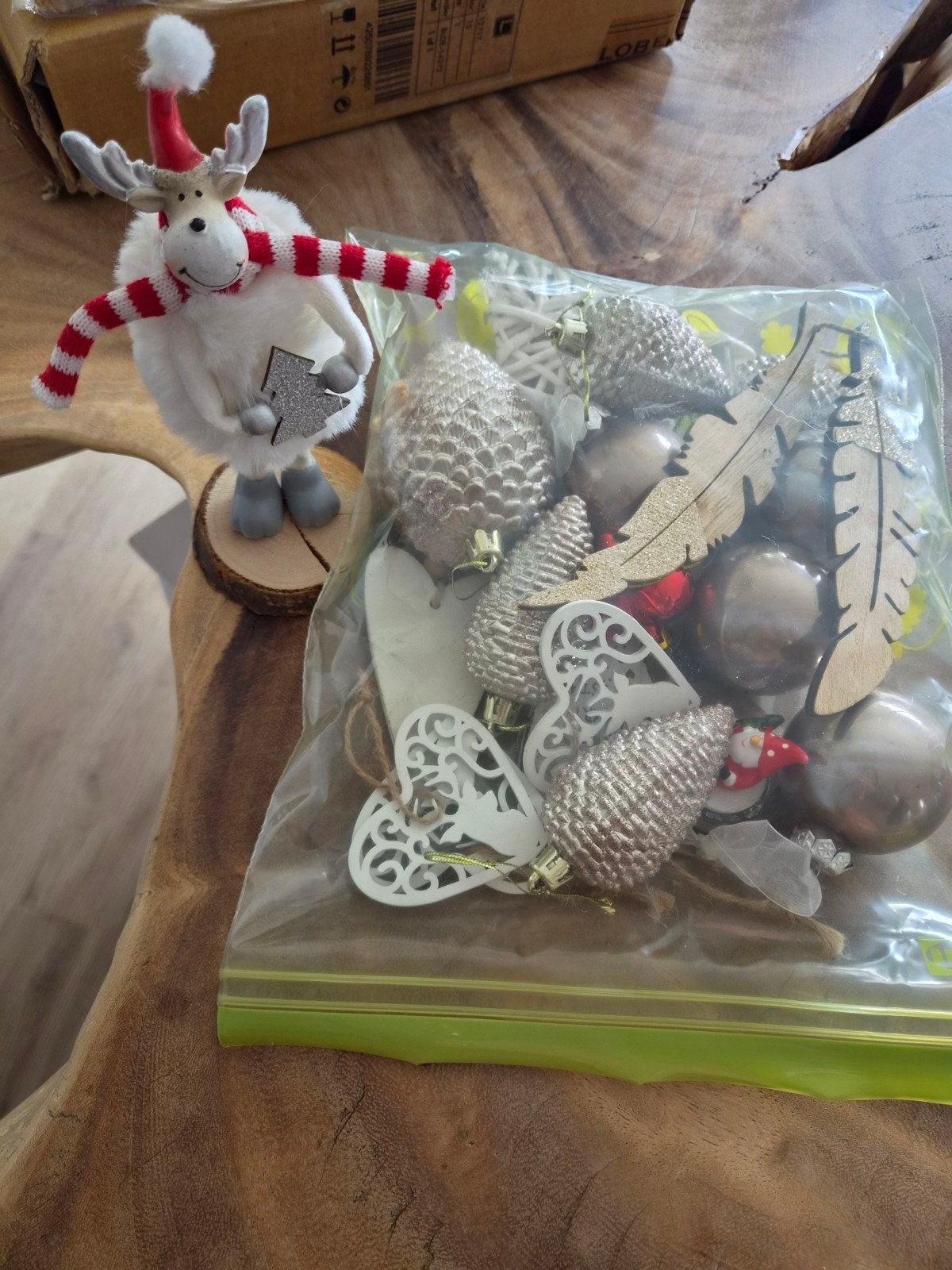kerst ballen en decoratie, Diversen, Ophalen of Verzenden, Zo goed als nieuw