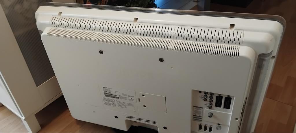 Philips tv met led verlichting, Ophalen of Verzenden