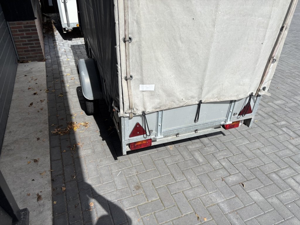 Huifaanhanger huifaanhangwagen enkelasser bakwagen, Nieuw