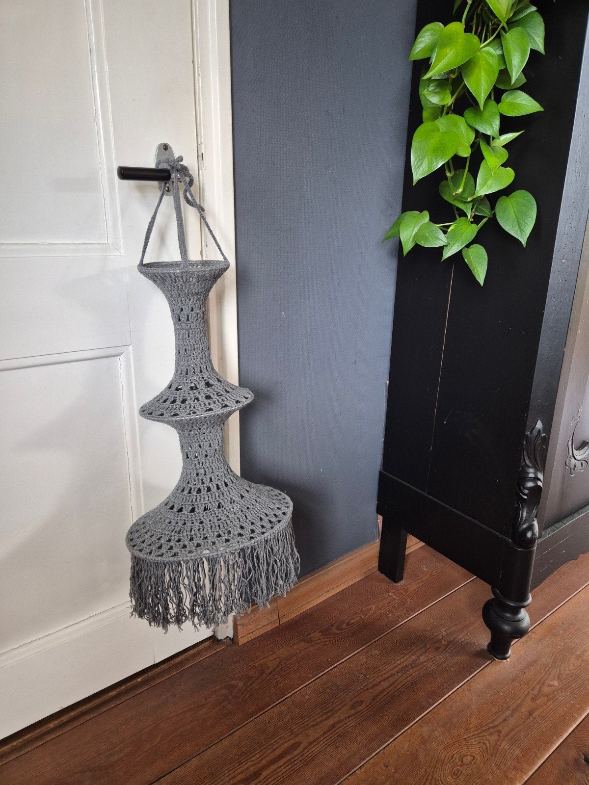 Prachtig gehaakte lamp/fuik, Ophalen of Verzenden, Nieuw, Grijs