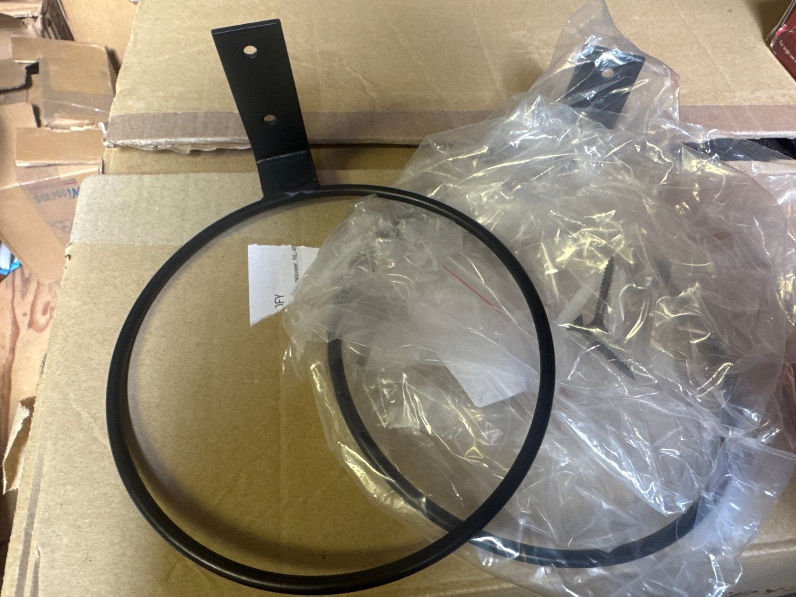 2 Zwarte metalen plantenring/bloempot houder, Zwart, Nieuw, Ophalen of Verzenden, Metaal