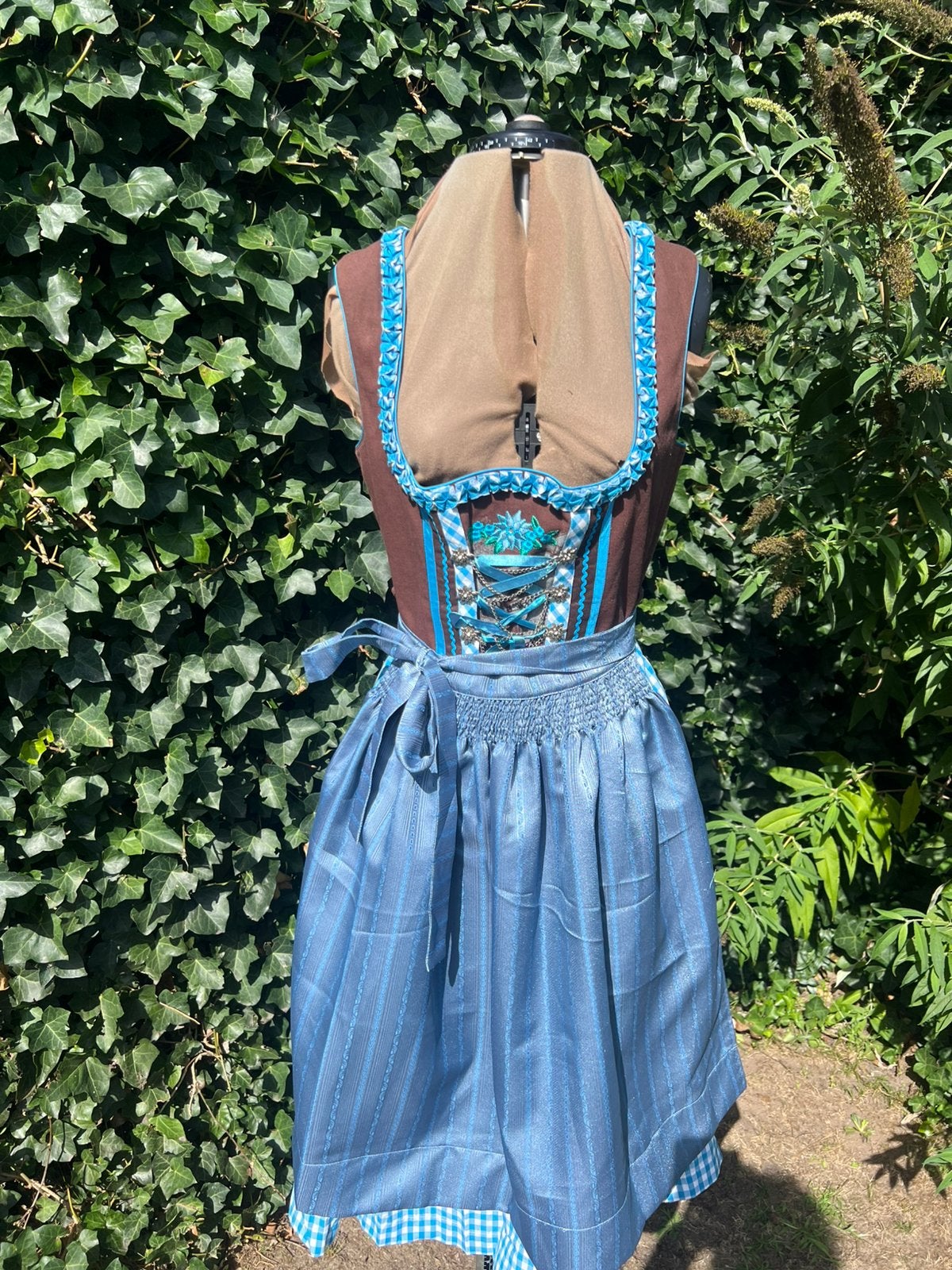 Dirndl 2-delig maat 40 zgan zonder blouse, Ophalen of Verzenden, Zo goed als nieuw, Maat 38/40 (M), Overige thema's