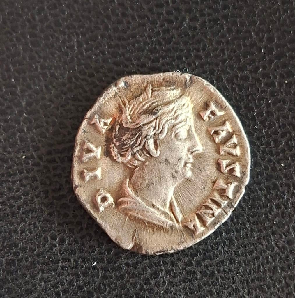 Diva Faustina denarius augusta romeinse munt zilver, Vóór koninkrijk, Zilver, Losse munt, Overige waardes