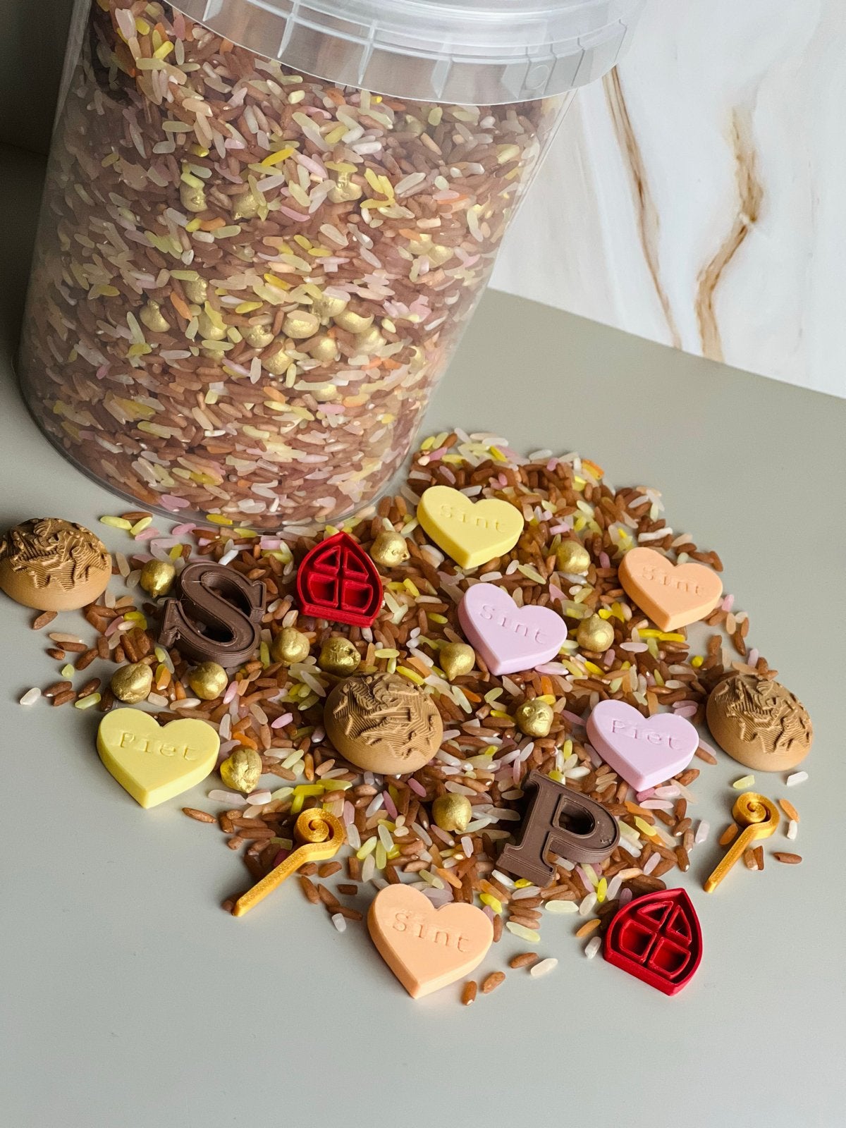 Speelrijst mix 600g met Sinterklaas loose parts, Kinderen en Baby's, Ophalen of Verzenden, Nieuw