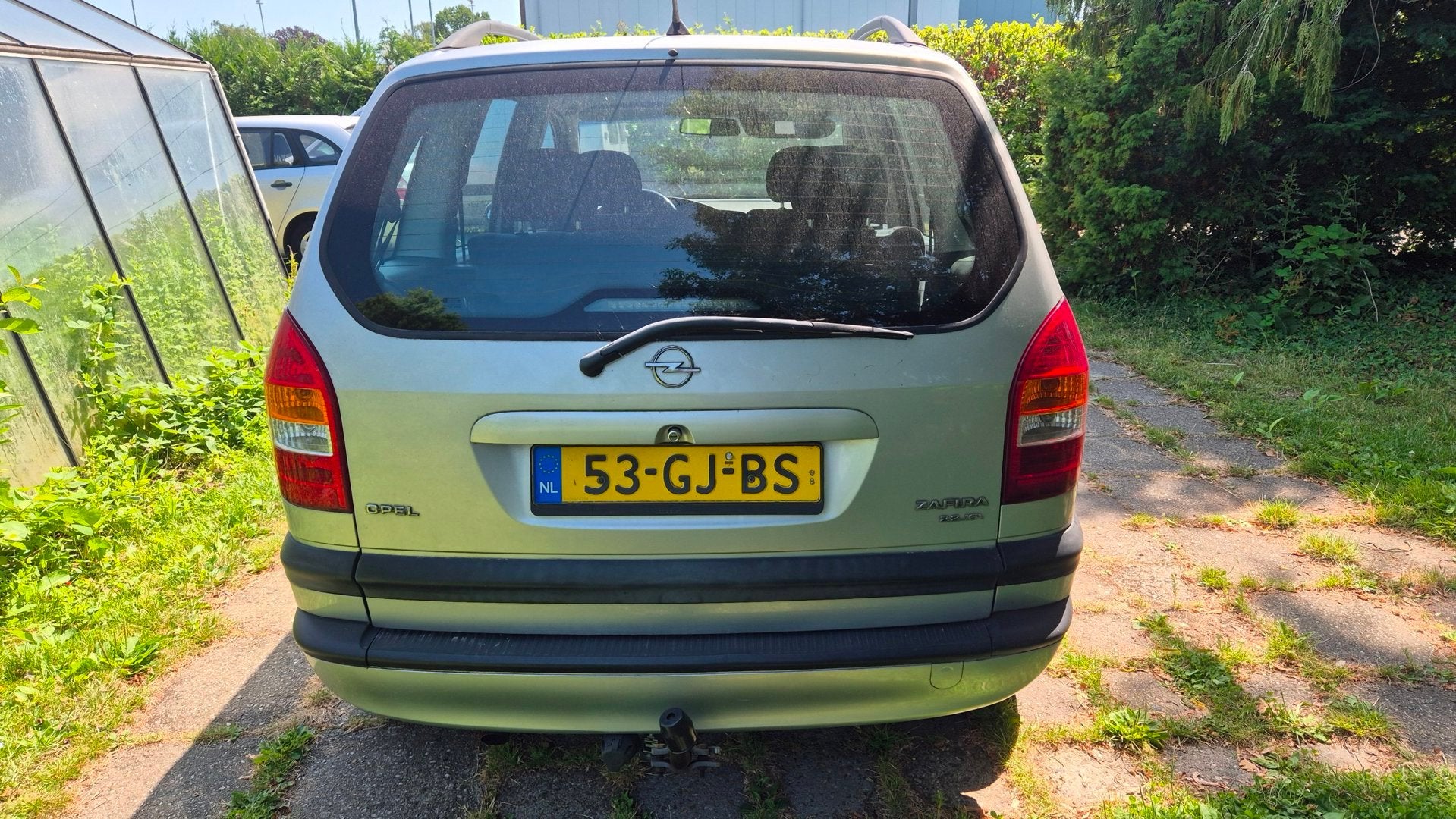 Opel Zafira 2.2-16V Elegance NIEUWE APK 7 PERSOONS, Voorwielaandrijving, Gebruikt, 4 cilinders, 7 stoelen