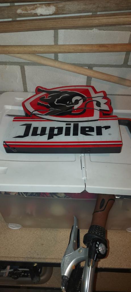 Jupiler Reclamebord - Perfect voor de Bierliefhebber, Verzamelen, Biermerken, Gebruikt, Reclamebord, Plaat of Schild, Jupiler