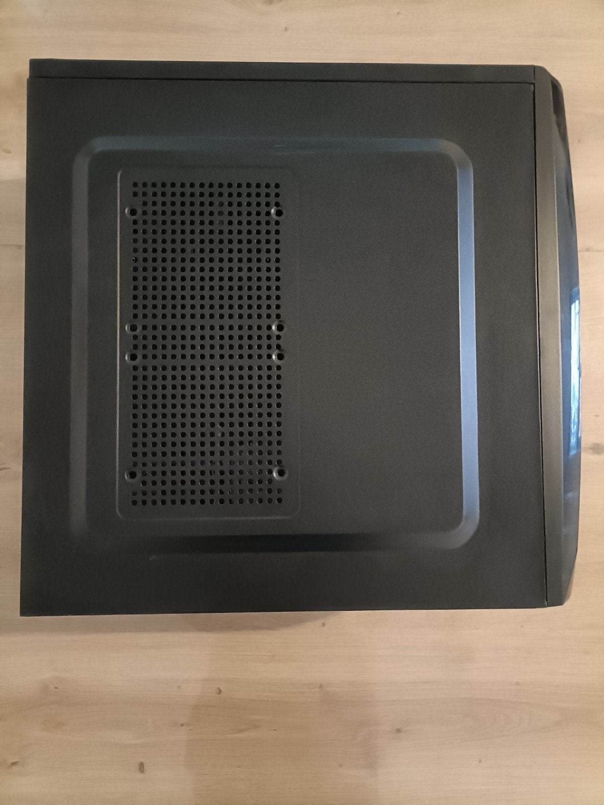 MSI Gaming PC Behuizing - Zwart (leeg)