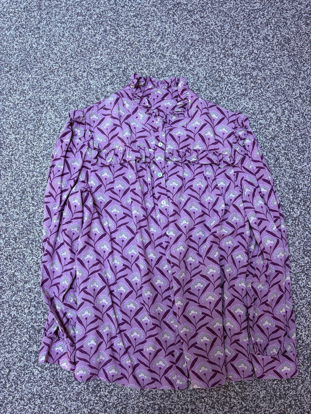 JC Sophie blouse maat 40 met ruches en lange mouw, Kleding | Dames, Ophalen of Verzenden, Gedragen, Maat 38/40 (M), Paars
